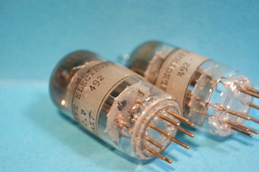 RCA CV492 12AX7 tube
