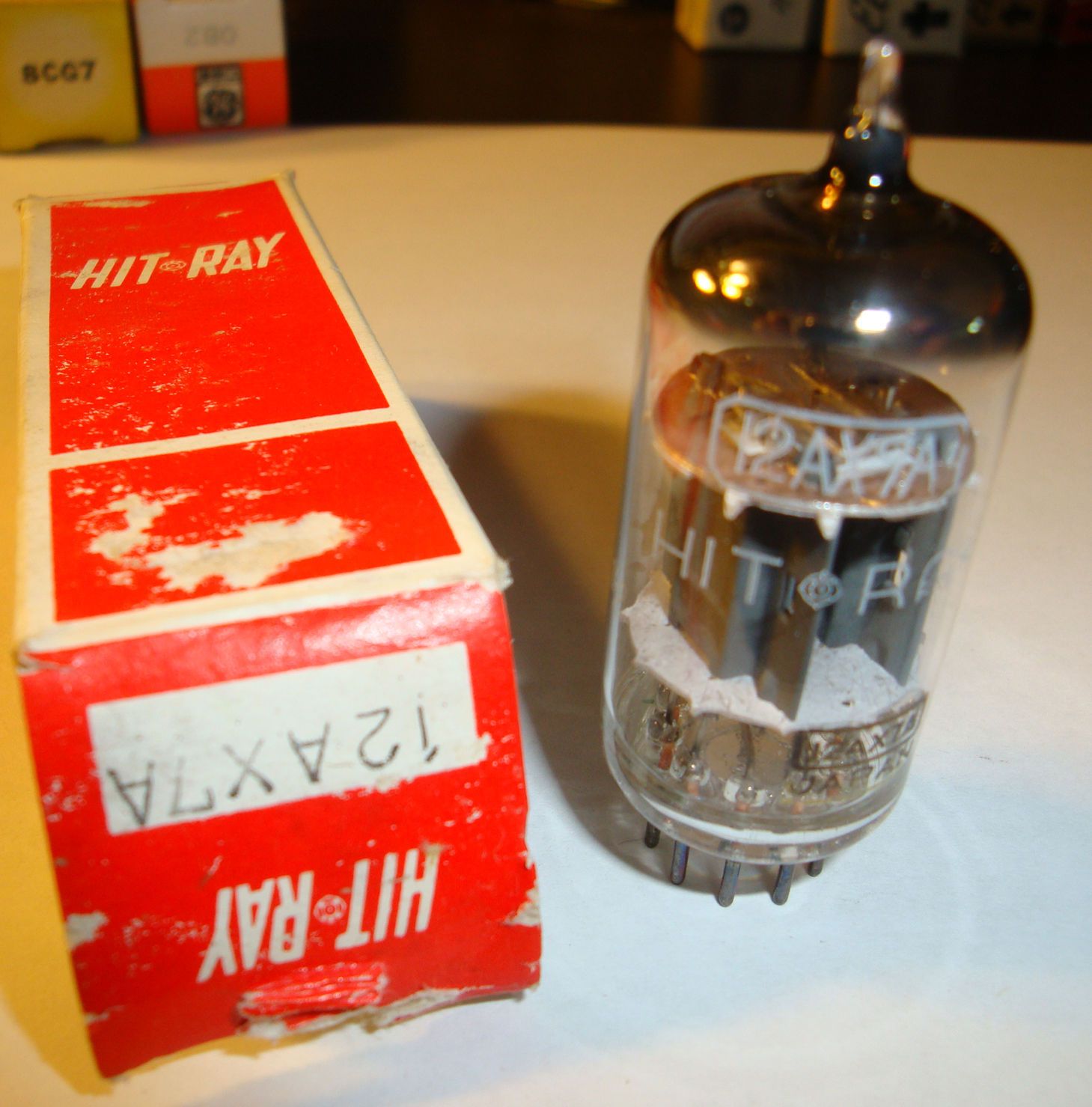Hit-Ray Hitachi 12AX7A tube