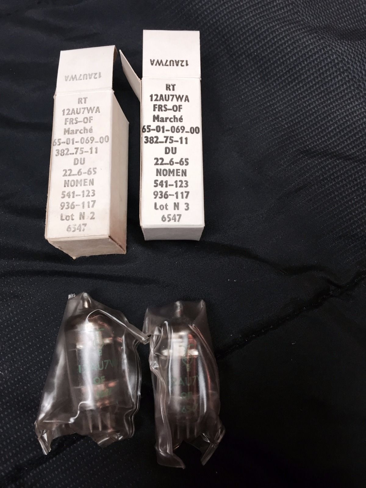 R/T La Radiotechnique 6189 12AU7WAH tube