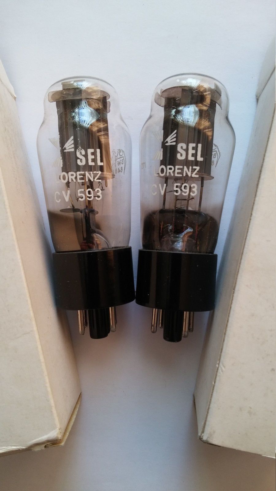 Sel Lorenz CV593 tube