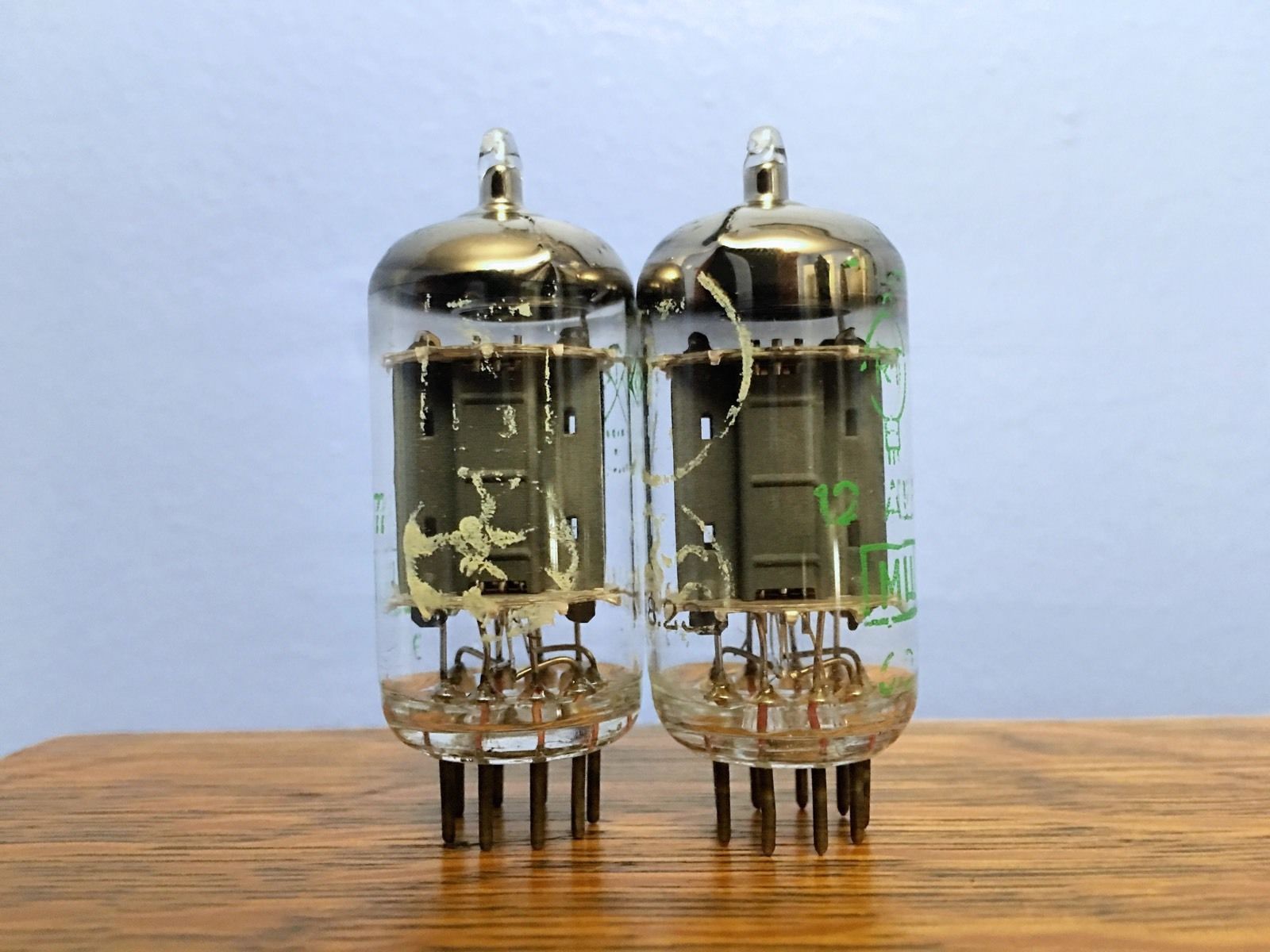 R/T La Radiotechnique 12AU7 tube