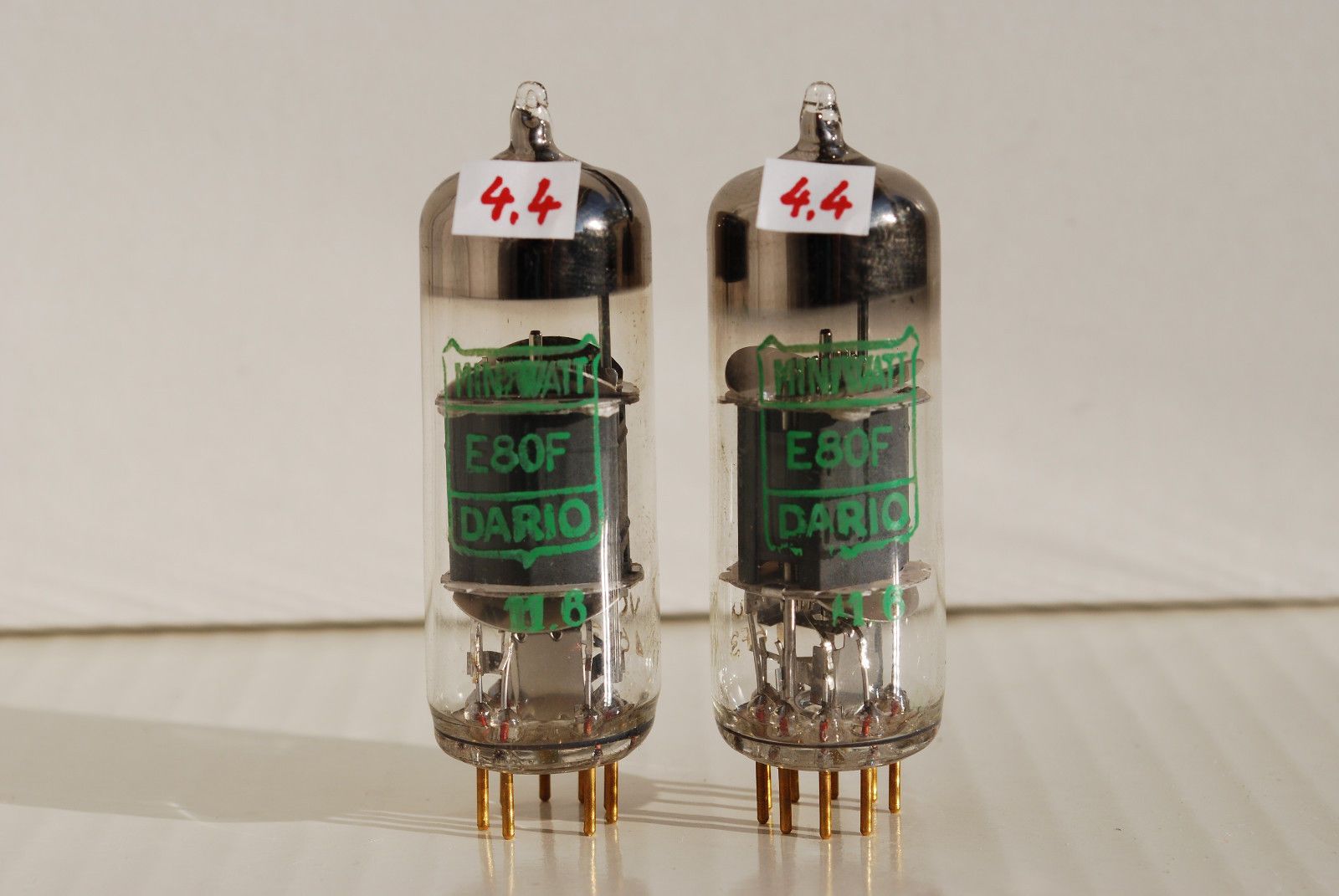 Miniwatt Dario E80F tube - Philips