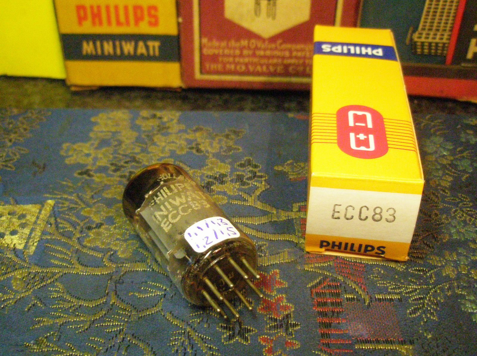 Philips Miniwatt ECC83 MCP tube