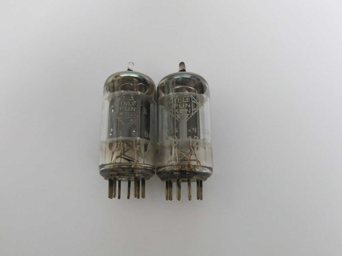 Telefunken ECC83 tube