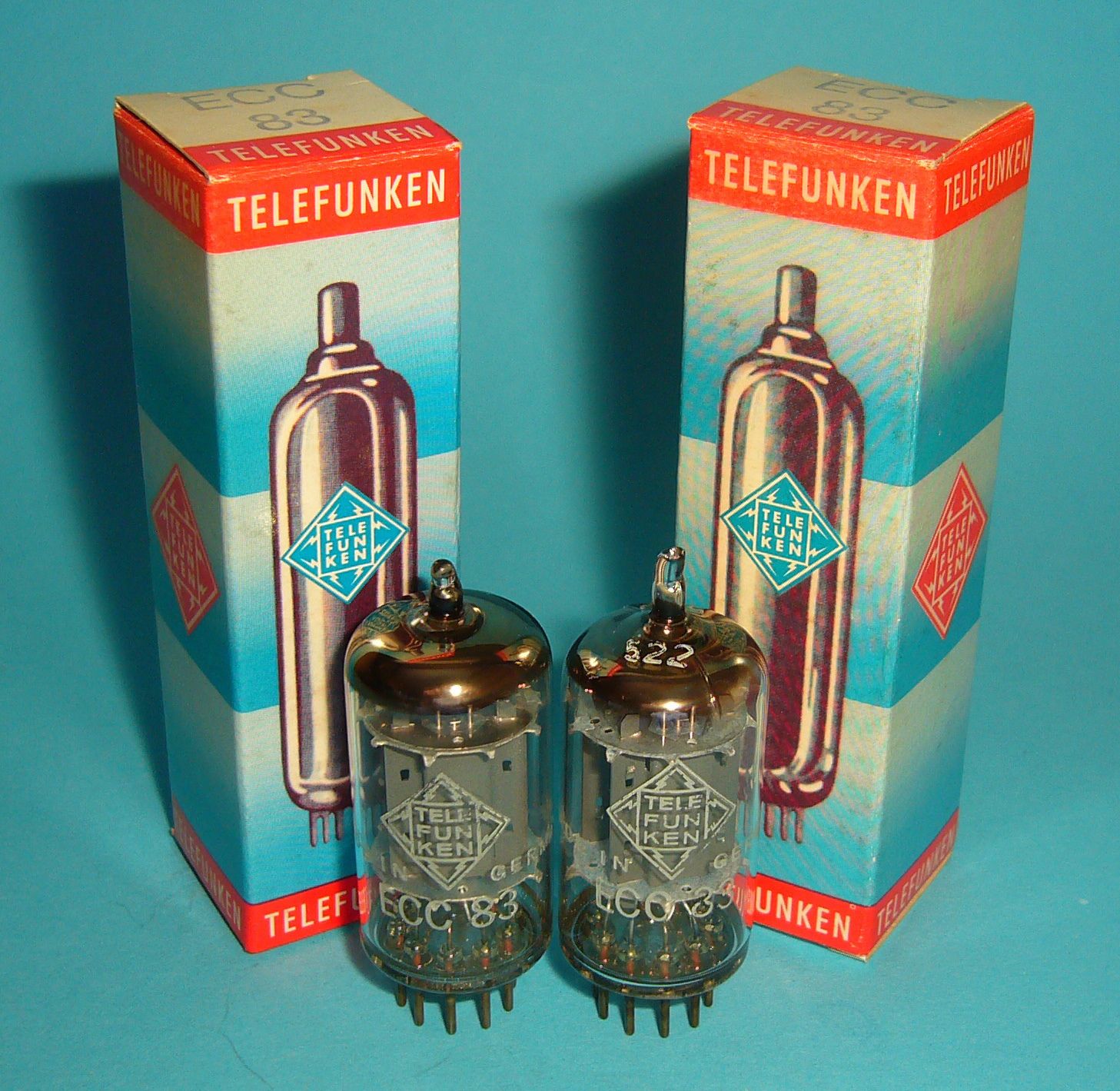 Telefunken ECC83 tube