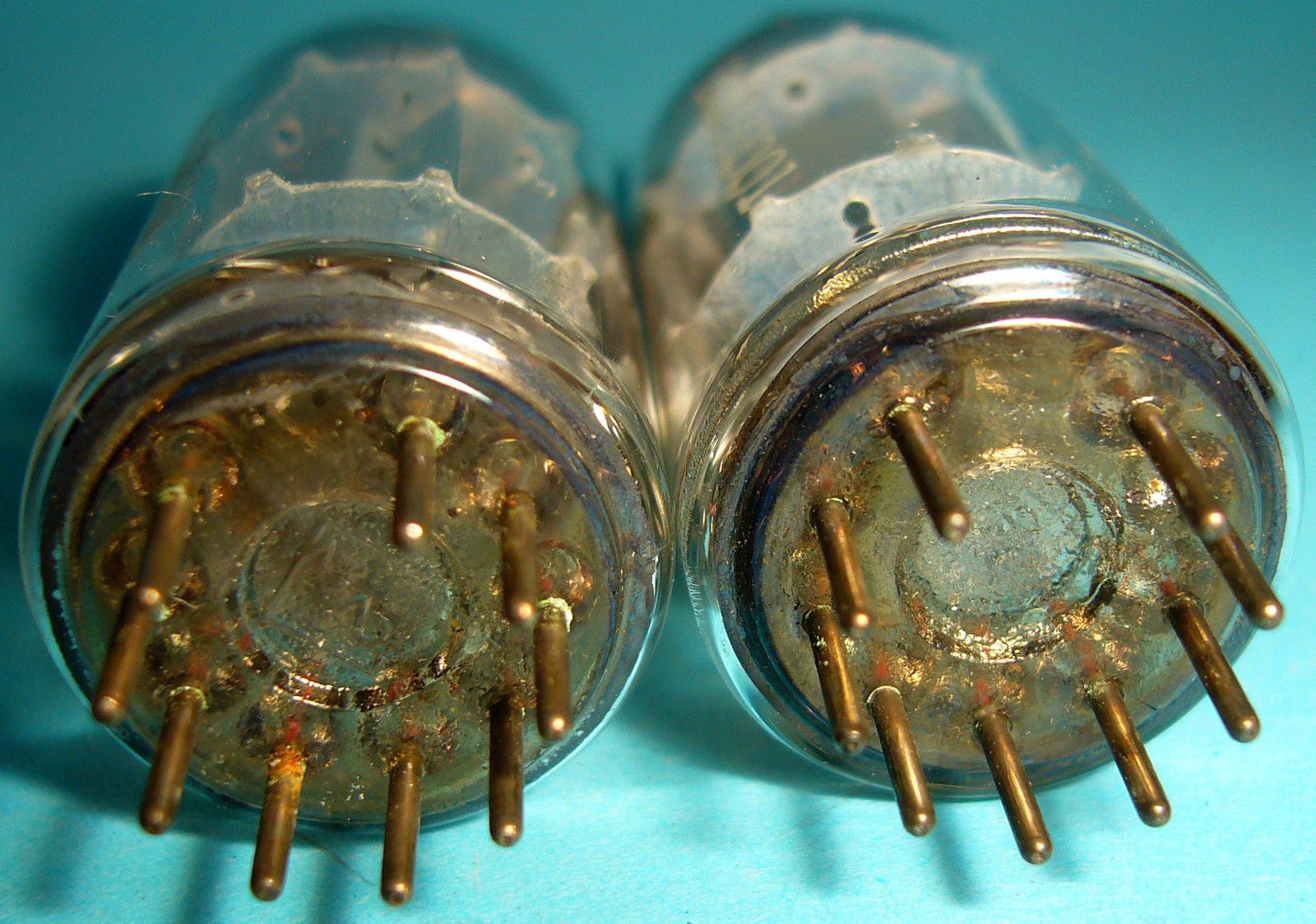 Telefunken ECC83 tube