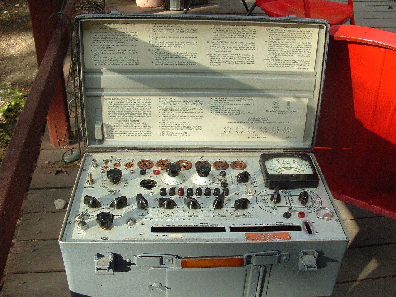 Hickok TV-3B/U tube tester