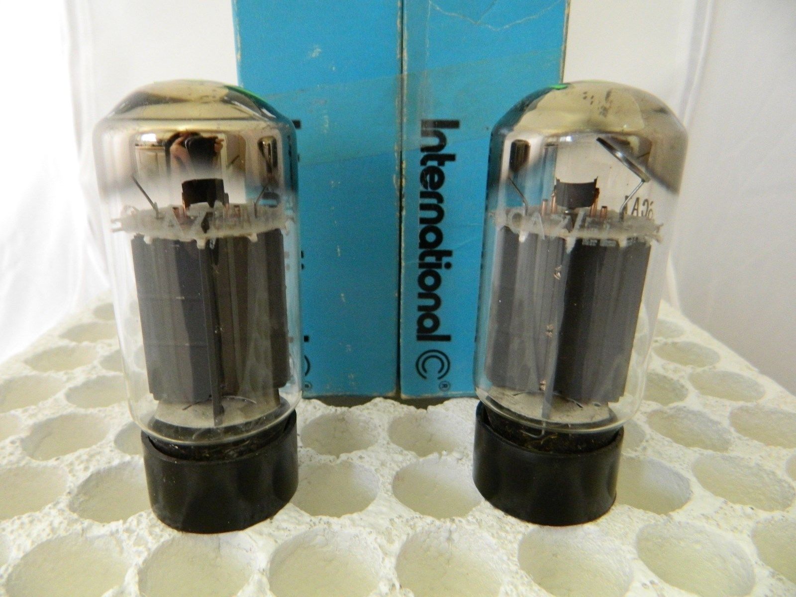 International EL34 6CA7 tube