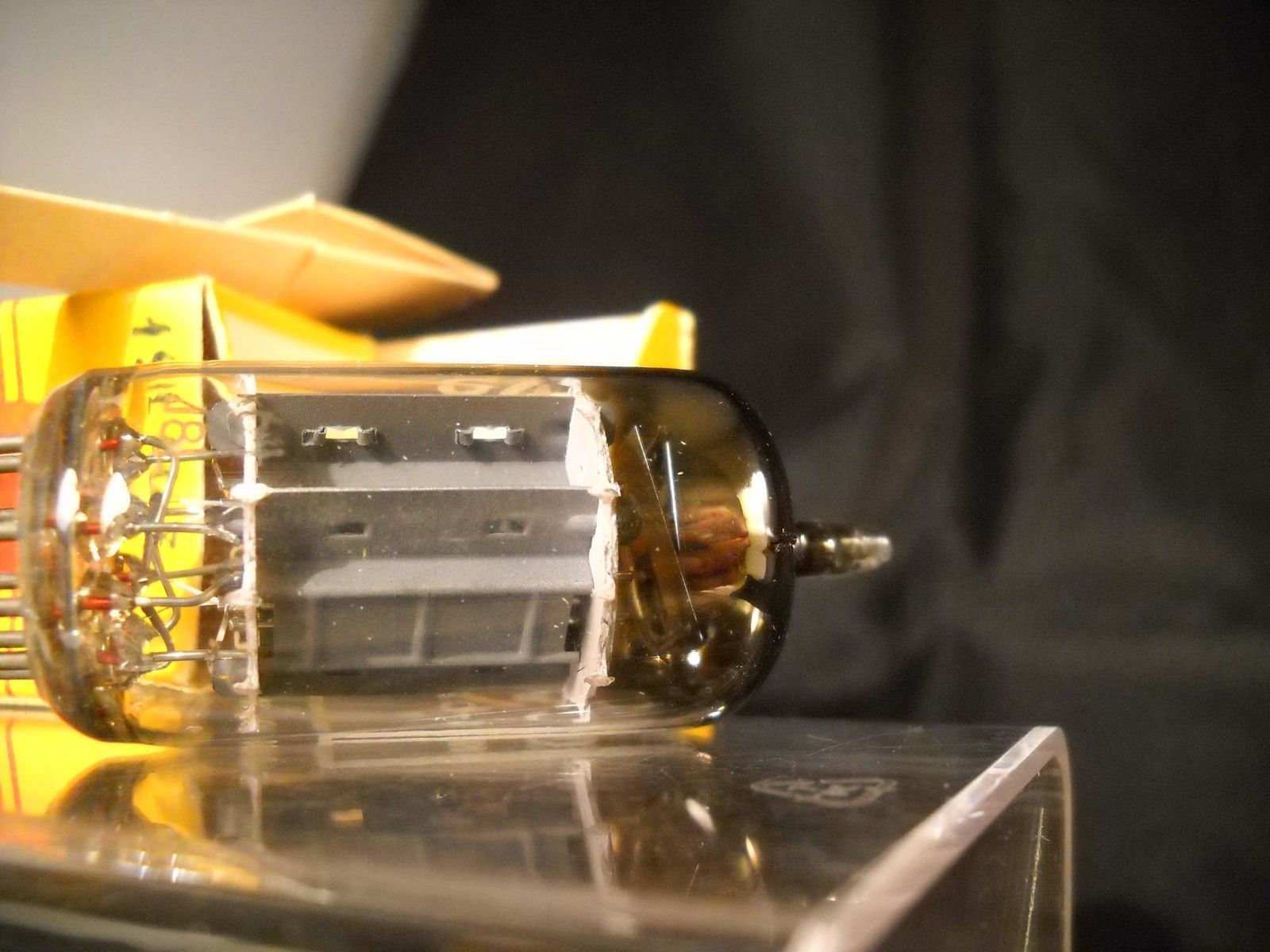 Miniwatt CV491 K64 tube - Philips