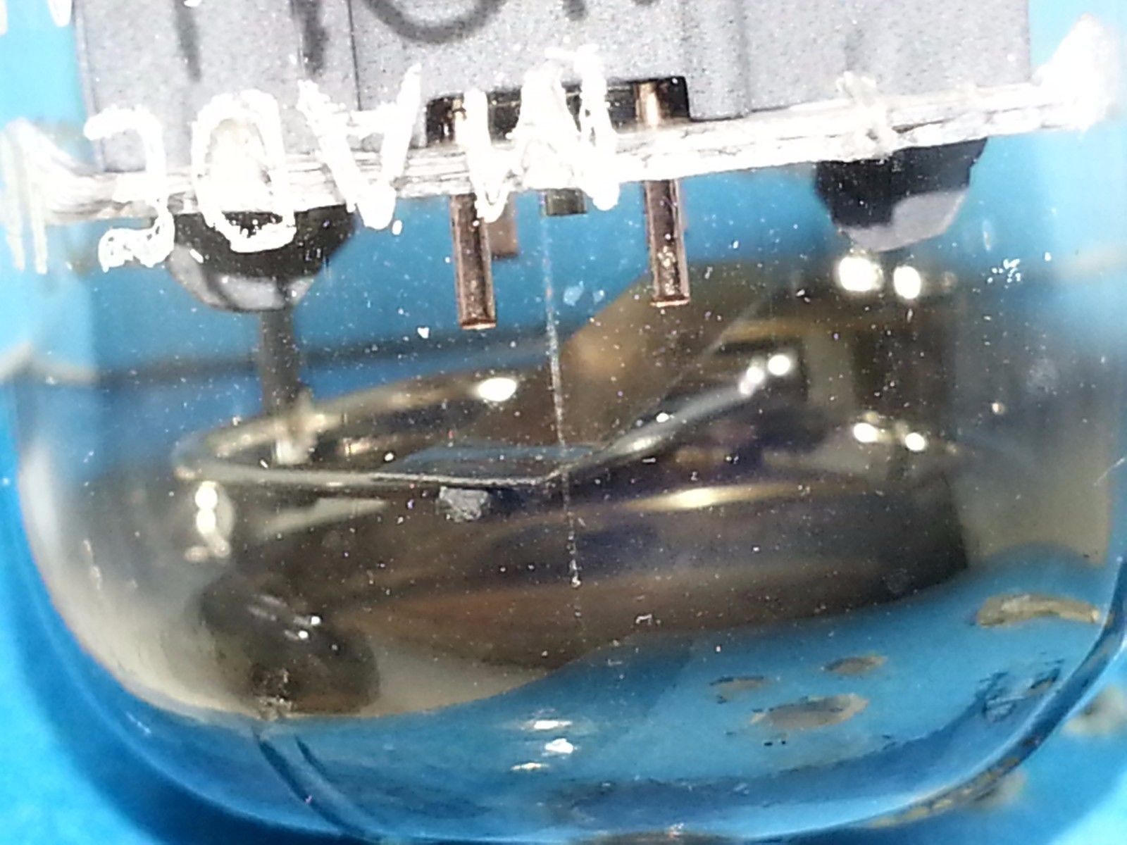 Voice Of Music ECC83 12AX7 MC5 tube - Amperex