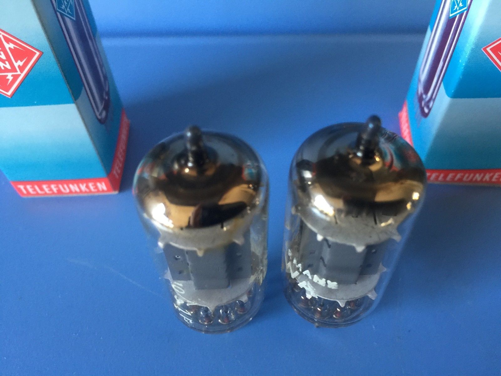 Telefunken 12AU7W 6189 tube