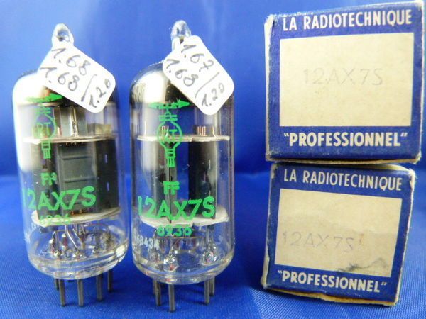 La Radiotechnique R/T 12AX7S tube