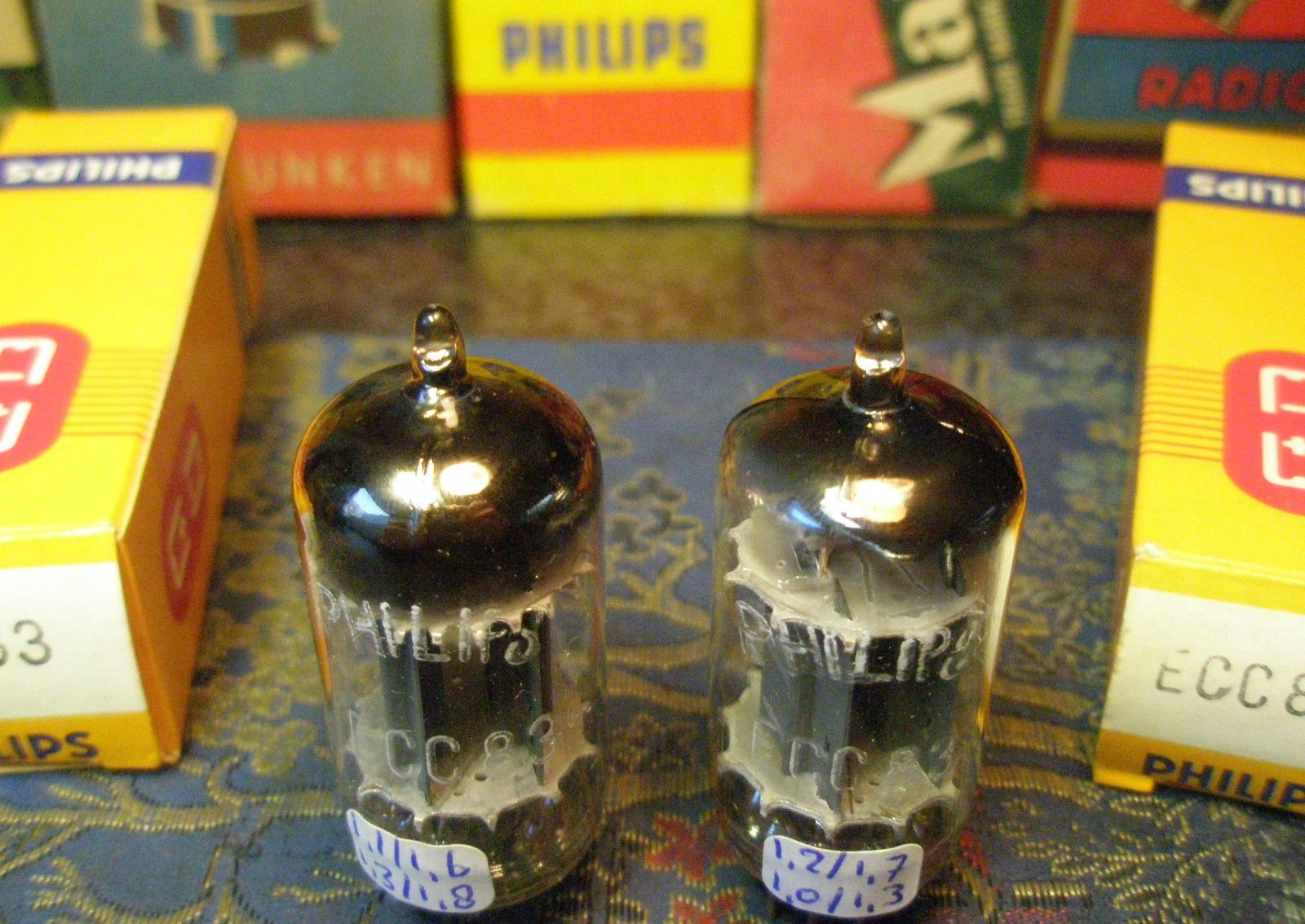 Philips ECC83 MC6 tube