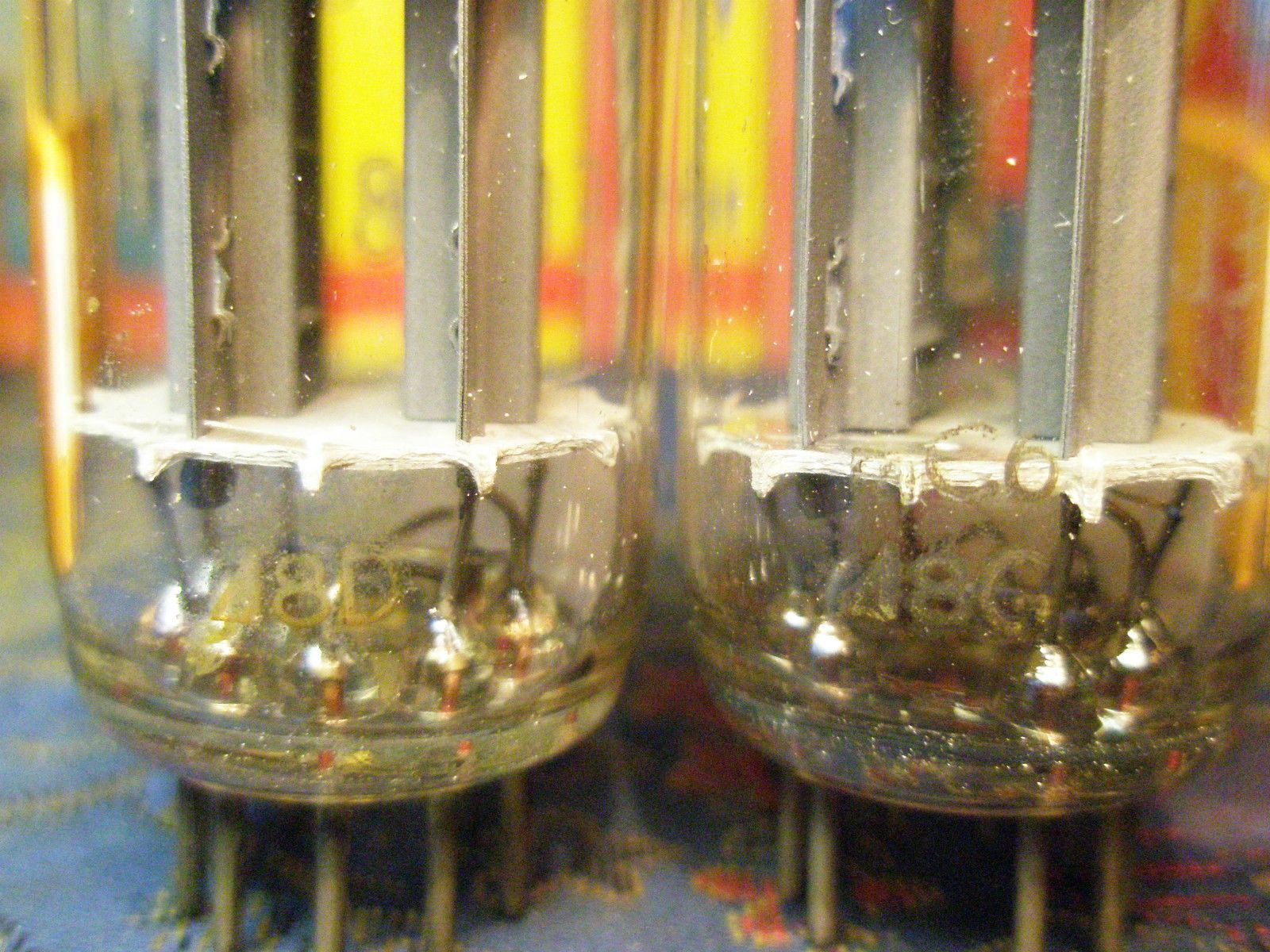Philips ECC83 MC6 tube