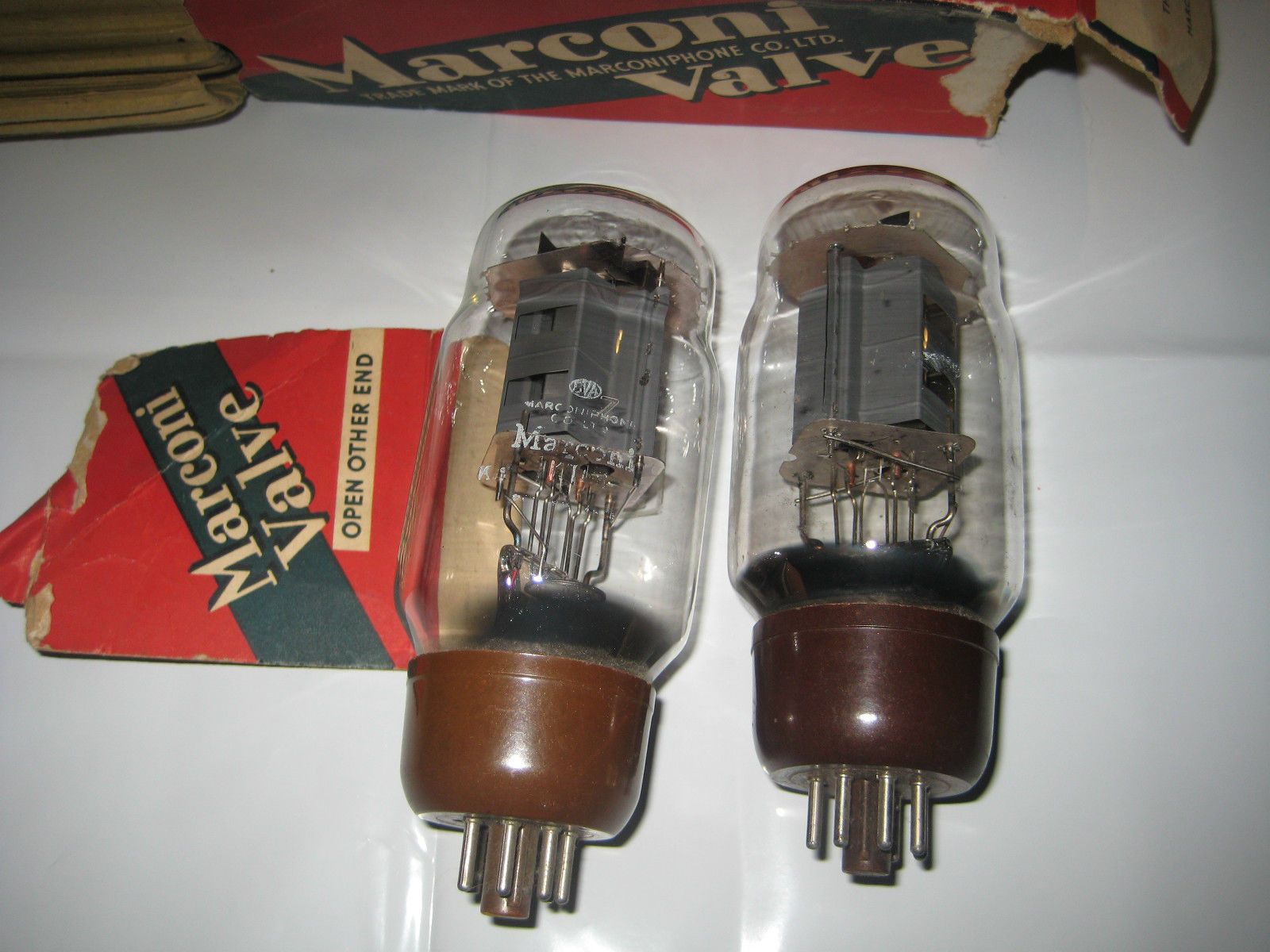 Marconi KT66 tube
