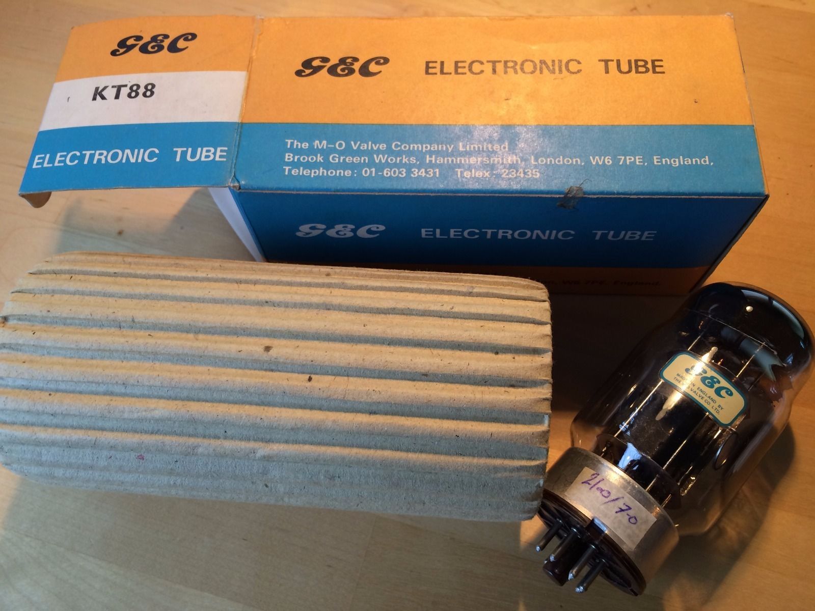 G.E.C. KT88 tube - M.O.
