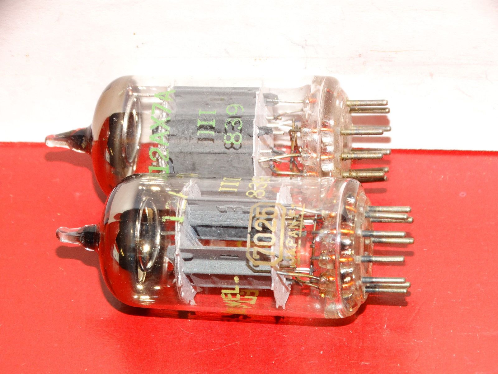 Bell & Howell 12AX7A 7025 tube