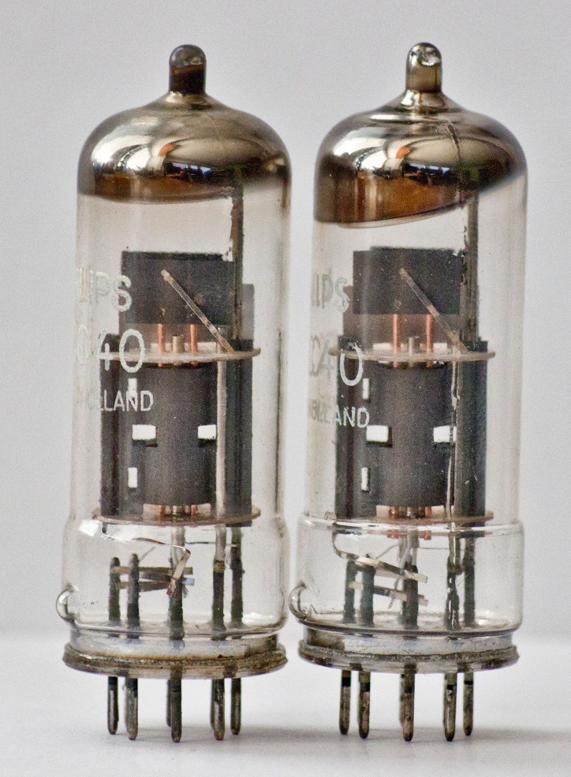 Philips ECC40 LC5 tube - R/T La Radiotechnique