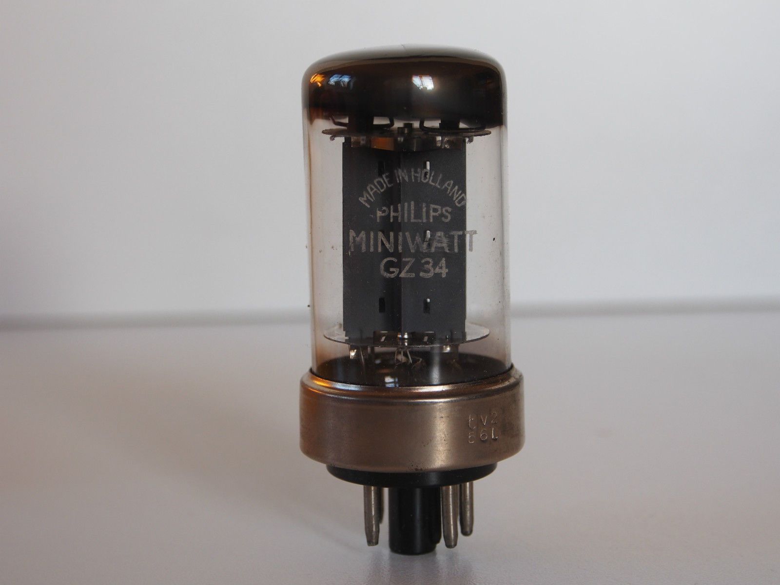 Philips Miniwatt GZ34 tube