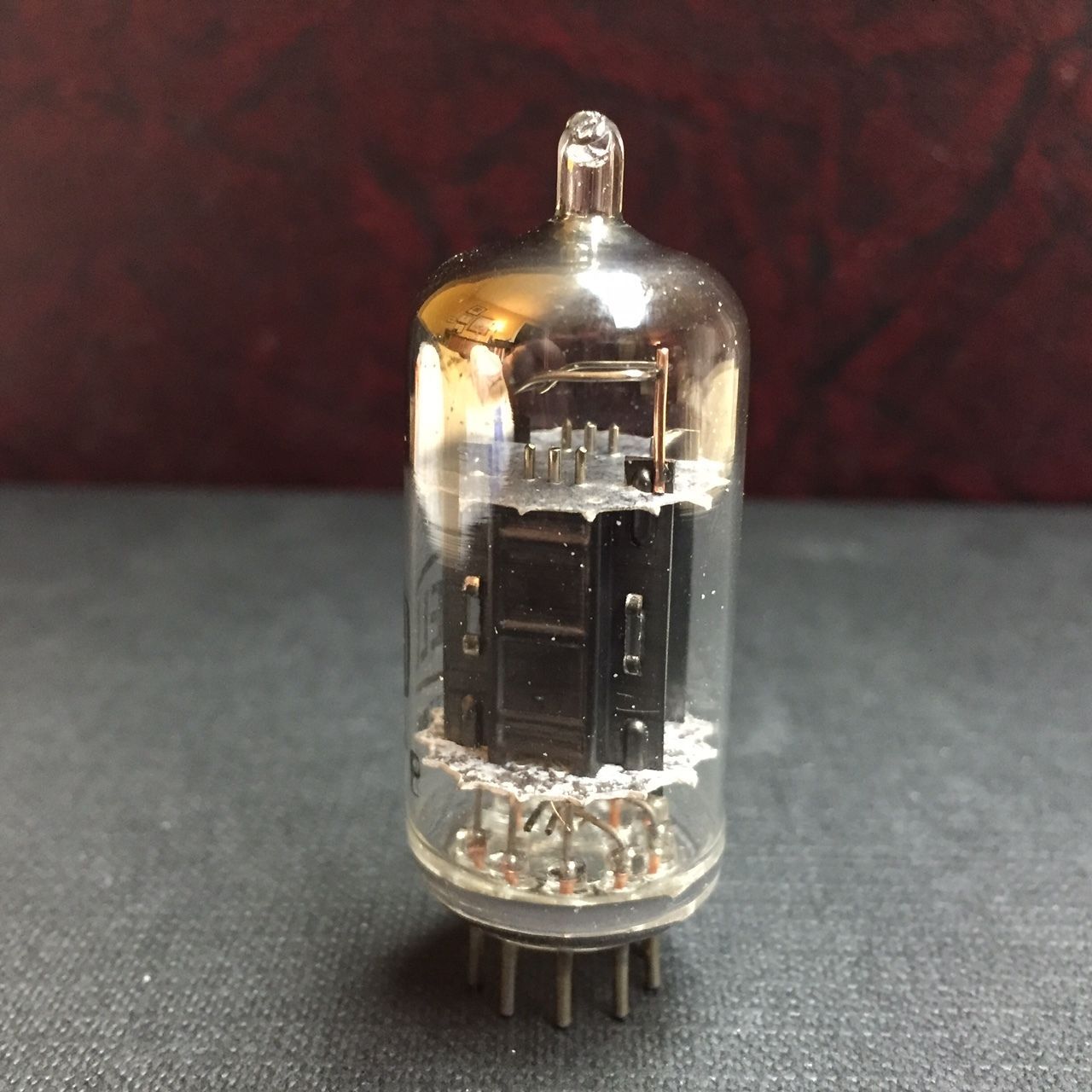 Cornell 12AX7 tube - Raytheon