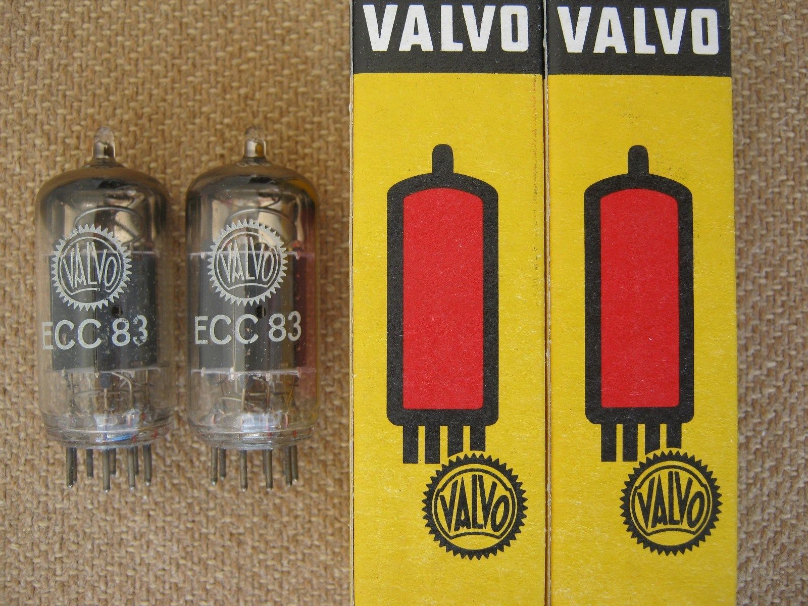 Valvo ECC83 MC1 tube
