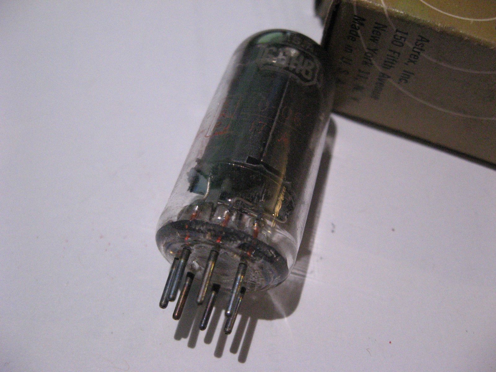 Dumont 6BH6 tube - RCA