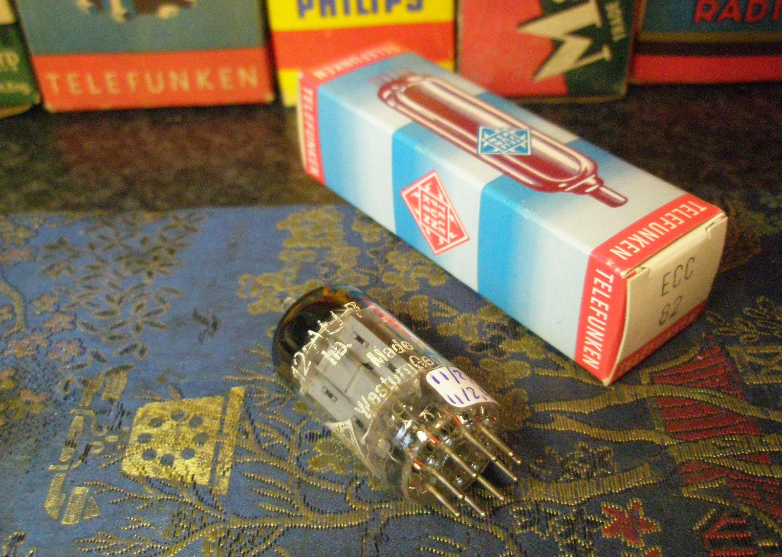 Telefunken 12AU7 K61 tube - Siemens