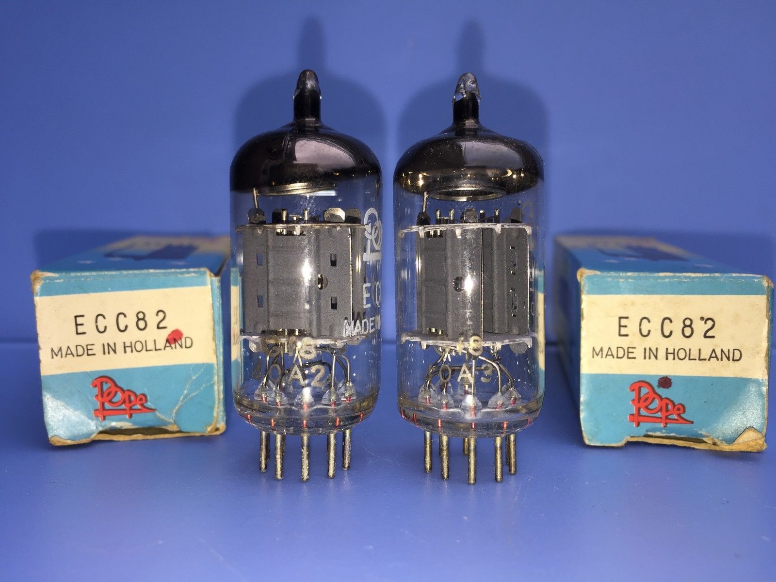 Pope ECC82 tube - Philips